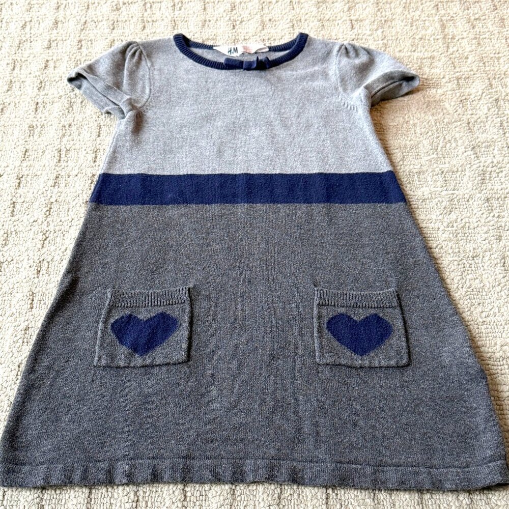H&M - Girls Short Sleeve Dress with Front Pockets - Size 4-6 Yr Old - XS